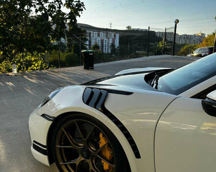 Белый Порше 911, объемом двигателя 3.75 л и пробегом 50 тыс. км за 350000 $, фото 4 на Automoto.ua