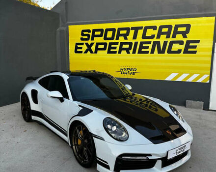 Белый Порше 911, объемом двигателя 3.75 л и пробегом 50 тыс. км за 350000 $, фото 1 на Automoto.ua