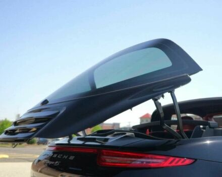 Чорний Порше 911, об'ємом двигуна 3.8 л та пробігом 78 тис. км за 66700 $, фото 8 на Automoto.ua