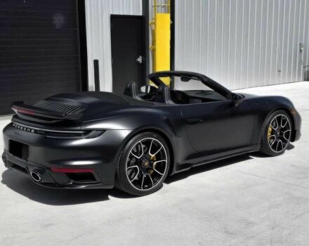 Черный Порше 911, объемом двигателя 3.8 л и пробегом 18 тыс. км за 70000 $, фото 6 на Automoto.ua