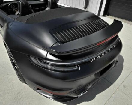 Черный Порше 911, объемом двигателя 3.8 л и пробегом 18 тыс. км за 70000 $, фото 5 на Automoto.ua