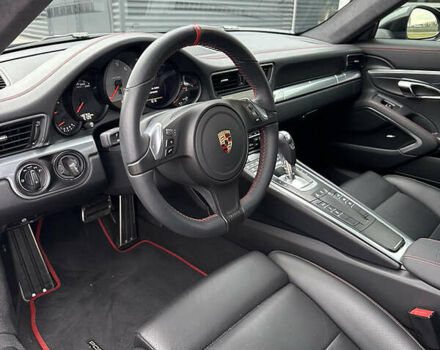 Черный Порше 911, объемом двигателя 3.8 л и пробегом 48 тыс. км за 85000 $, фото 9 на Automoto.ua
