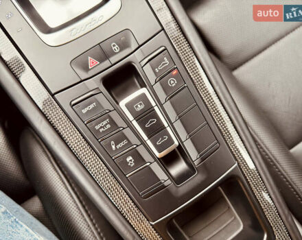 Черный Порше 911, объемом двигателя 3.8 л и пробегом 53 тыс. км за 125000 $, фото 15 на Automoto.ua