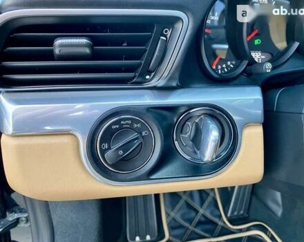 Чорний Порше 911, об'ємом двигуна 3 л та пробігом 36 тис. км за 74999 $, фото 26 на Automoto.ua