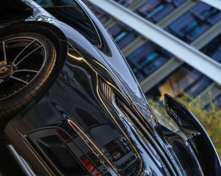 Черный Порше 911, объемом двигателя 3.75 л и пробегом 25 тыс. км за 260000 $, фото 4 на Automoto.ua