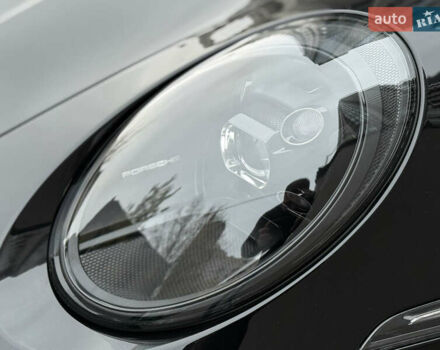 Черный Порше 911, объемом двигателя 2.98 л и пробегом 19 тыс. км за 210000 $, фото 34 на Automoto.ua