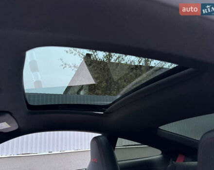 Черный Порше 911, объемом двигателя 2.98 л и пробегом 19 тыс. км за 210000 $, фото 84 на Automoto.ua