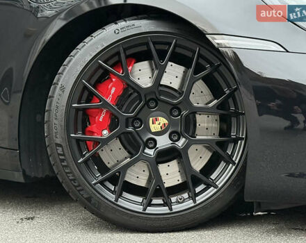 Черный Порше 911, объемом двигателя 2.98 л и пробегом 19 тыс. км за 210000 $, фото 33 на Automoto.ua