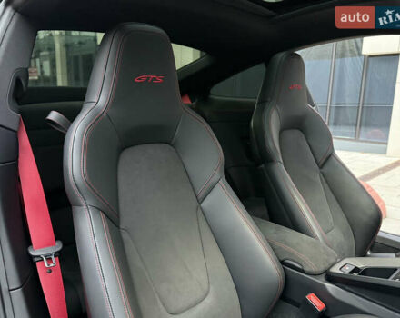 Черный Порше 911, объемом двигателя 2.98 л и пробегом 19 тыс. км за 210000 $, фото 48 на Automoto.ua