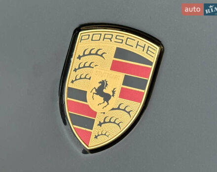 Черный Порше 911, объемом двигателя 2.98 л и пробегом 19 тыс. км за 210000 $, фото 35 на Automoto.ua