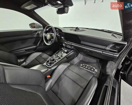 Черный Порше 911, объемом двигателя 2.98 л и пробегом 10 тыс. км за 165555 $, фото 12 на Automoto.ua