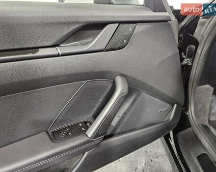 Черный Порше 911, объемом двигателя 2.98 л и пробегом 10 тыс. км за 165555 $, фото 19 на Automoto.ua