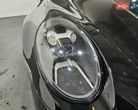Черный Порше 911, объемом двигателя 2.98 л и пробегом 10 тыс. км за 165555 $, фото 4 на Automoto.ua