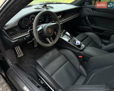 Черный Порше 911, объемом двигателя 2.98 л и пробегом 1 тыс. км за 230000 $, фото 22 на Automoto.ua