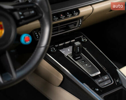 Порше 911 2019 в Луцке на Automoto.ua Коричневый Порше 911, объемом двигателя 3 л и пробегом 28 тыс. км за 144000 $, фото 25 на Automoto.ua