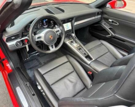 Порше 911 2016 в Сумах на Automoto.ua Красный Порше 911, объемом двигателя 3.4 л и пробегом 121 тыс. км за 55000 $, фото 10 на Automoto.ua