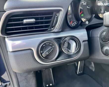 Порше 911, объемом двигателя 3.4 л и пробегом 118 тыс. км за 67000 $, фото 17 на Automoto.ua