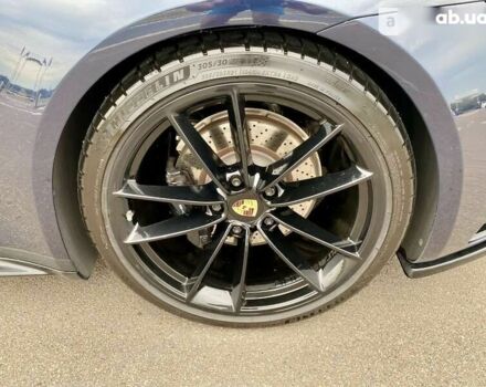 Порше 911, объемом двигателя 3 л и пробегом 47 тыс. км за 111000 $, фото 12 на Automoto.ua