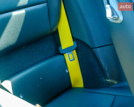 Желтый Порше 911, объемом двигателя 2.98 л и пробегом 82 тыс. км за 100000 $, фото 32 на Automoto.ua