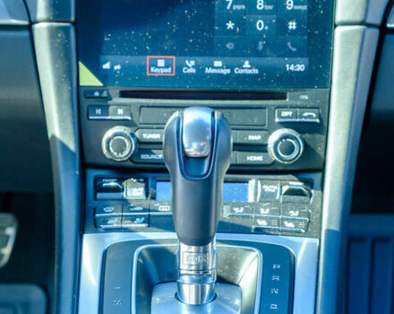 Желтый Порше 911, объемом двигателя 2.98 л и пробегом 82 тыс. км за 100000 $, фото 35 на Automoto.ua