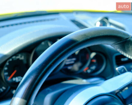 Желтый Порше 911, объемом двигателя 2.98 л и пробегом 82 тыс. км за 100000 $, фото 25 на Automoto.ua