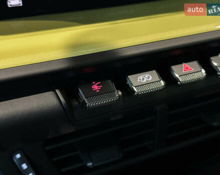 Жовтий Порше 911, об'ємом двигуна 2.98 л та пробігом 3 тис. км за 199900 $, фото 26 на Automoto.ua