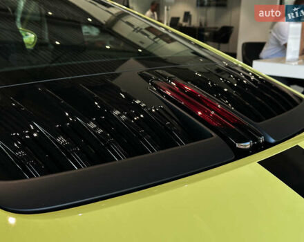Жовтий Порше 911, об'ємом двигуна 2.98 л та пробігом 3 тис. км за 199900 $, фото 9 на Automoto.ua