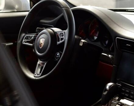 Сірий Порше 911, об'ємом двигуна 3.8 л та пробігом 47 тис. км за 180000 $, фото 3 на Automoto.ua
