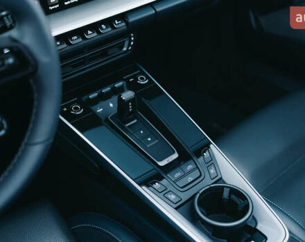 Серый Порше 911, объемом двигателя 3.75 л и пробегом 50 тыс. км за 270000 $, фото 27 на Automoto.ua