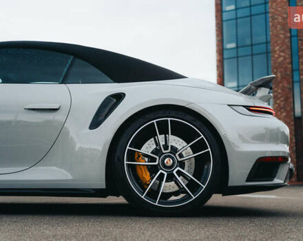 Серый Порше 911, объемом двигателя 3.75 л и пробегом 50 тыс. км за 270000 $, фото 13 на Automoto.ua