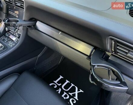 Серый Порше 911, объемом двигателя 2.98 л и пробегом 54 тыс. км за 109900 $, фото 66 на Automoto.ua