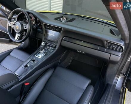 Серый Порше 911, объемом двигателя 2.98 л и пробегом 55 тыс. км за 109900 $, фото 62 на Automoto.ua