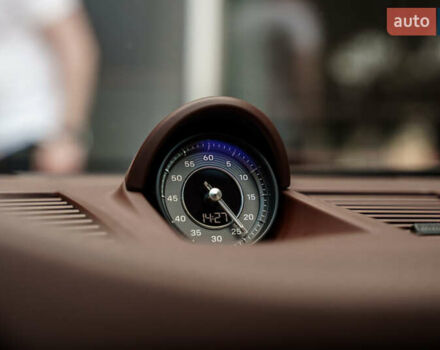 Сірий Порше 911, об'ємом двигуна 3.75 л та пробігом 26 тис. км за 305000 $, фото 15 на Automoto.ua