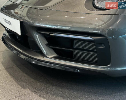 Серый Порше 911, объемом двигателя 2.98 л и пробегом 18 тыс. км за 175000 $, фото 9 на Automoto.ua