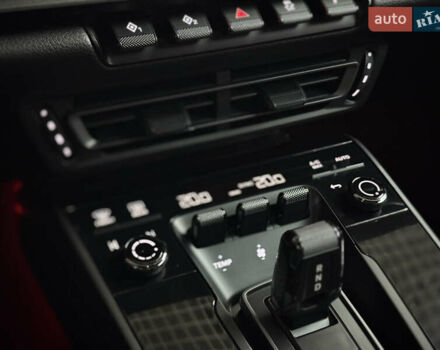 Серый Порше 911, объемом двигателя 2.98 л и пробегом 29 тыс. км за 150000 $, фото 16 на Automoto.ua