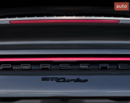 Сірий Порше 911, об'ємом двигуна 3.75 л та пробігом 26 тис. км за 305000 $, фото 8 на Automoto.ua