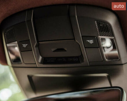 Сірий Порше 911, об'ємом двигуна 3.75 л та пробігом 26 тис. км за 305000 $, фото 24 на Automoto.ua