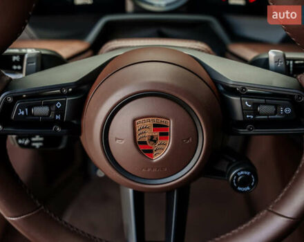Сірий Порше 911, об'ємом двигуна 3.75 л та пробігом 26 тис. км за 305000 $, фото 18 на Automoto.ua