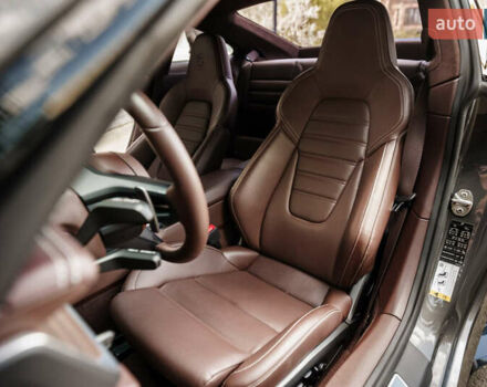 Сірий Порше 911, об'ємом двигуна 3.75 л та пробігом 26 тис. км за 305000 $, фото 14 на Automoto.ua