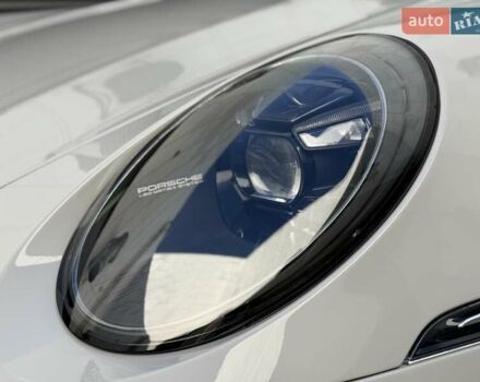 Серый Порше 911, объемом двигателя 3 л и пробегом 7 тыс. км за 200000 $, фото 2 на Automoto.ua