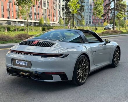 Серый Порше 911, объемом двигателя 3 л и пробегом 7 тыс. км за 200000 $, фото 3 на Automoto.ua