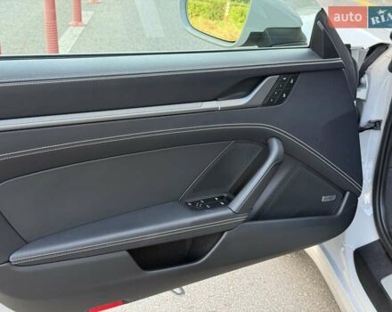 Серый Порше 911, объемом двигателя 3 л и пробегом 7 тыс. км за 200000 $, фото 18 на Automoto.ua