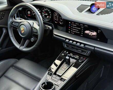 Серый Порше 911, объемом двигателя 3 л и пробегом 7 тыс. км за 200000 $, фото 16 на Automoto.ua