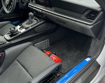 Серый Порше 911, объемом двигателя 4 л и пробегом 1 тыс. км за 398000 $, фото 35 на Automoto.ua