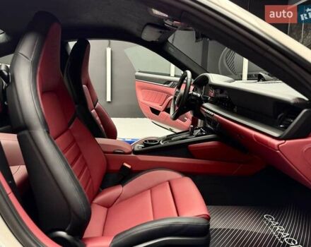 Серый Порше 911, объемом двигателя 3.6 л и пробегом 1 тыс. км за 297700 $, фото 36 на Automoto.ua