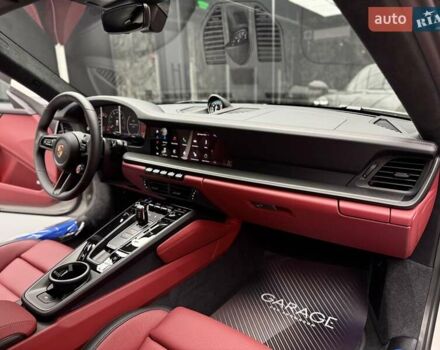 Серый Порше 911, объемом двигателя 3.6 л и пробегом 1 тыс. км за 297700 $, фото 39 на Automoto.ua