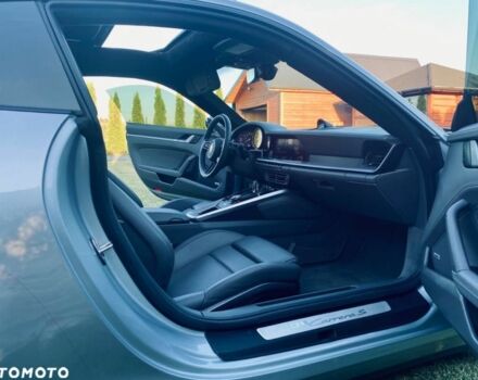 Серый Порше 911, объемом двигателя 0 л и пробегом 10 тыс. км за 131409 $, фото 9 на Automoto.ua