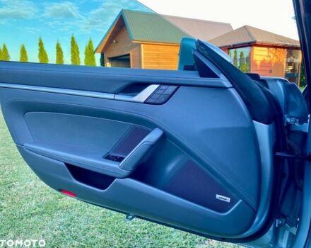 Серый Порше 911, объемом двигателя 0 л и пробегом 10 тыс. км за 131409 $, фото 8 на Automoto.ua