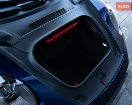 Синий Порше 911, объемом двигателя 3.75 л и пробегом 2 тыс. км за 329000 $, фото 11 на Automoto.ua