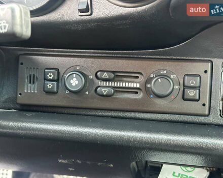 Синий Порше 911, объемом двигателя 3.6 л и пробегом 100 тыс. км за 125000 $, фото 13 на Automoto.ua